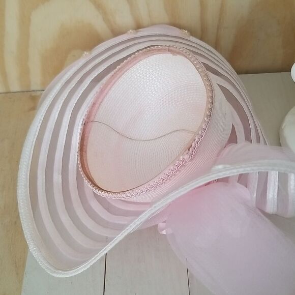 Elegant Pink/White Statement Hat - Picture 7 of 7